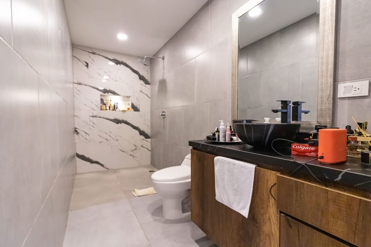Casa de 3 alcobas en venta en San Jose, Guarne, 280 m² · foto 15 de 24