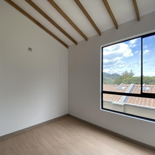 Casa de 4 alcobas en venta en Santa Elena, El Retiro, 170 m² · foto 6 de 9