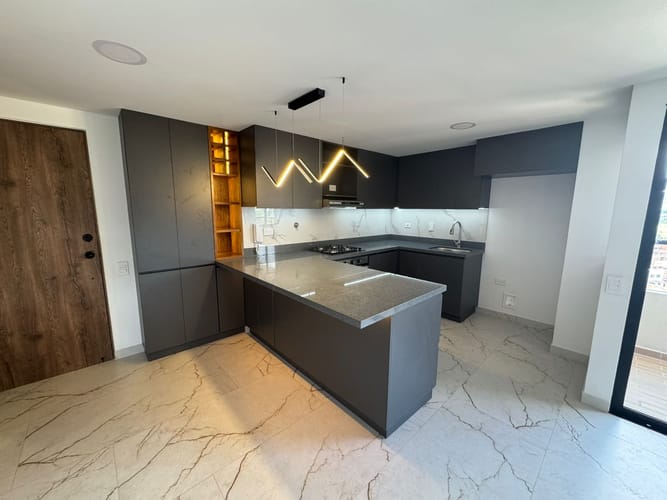 Apartamento de 3 alcobas en venta en El Carmen De Viboral, El Carmen de Viboral, 78 m² · foto 4 de 13