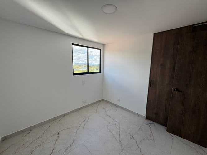 Apartamento de 3 alcobas en venta en El Carmen De Viboral, El Carmen de Viboral, 78 m² · foto 10 de 13