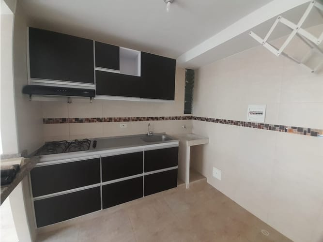 Apartamento de 2 alcobas en arriendo en Las Palmas, Ricaurte, 55 m² · foto 7 de 24