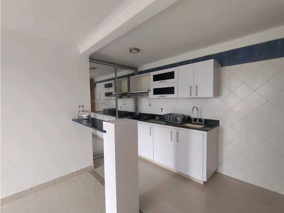 Apartamento en venta en Calasanz, Medellín · foto 6 de 24