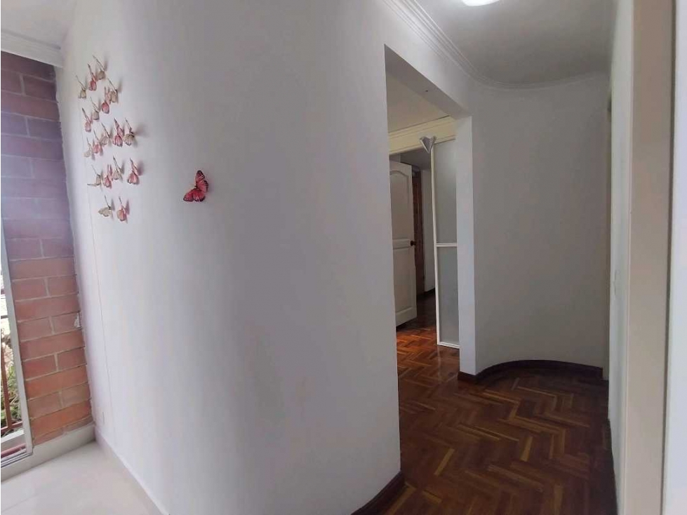 Apartamento en venta en Calasanz, Medellín · foto 9 de 24