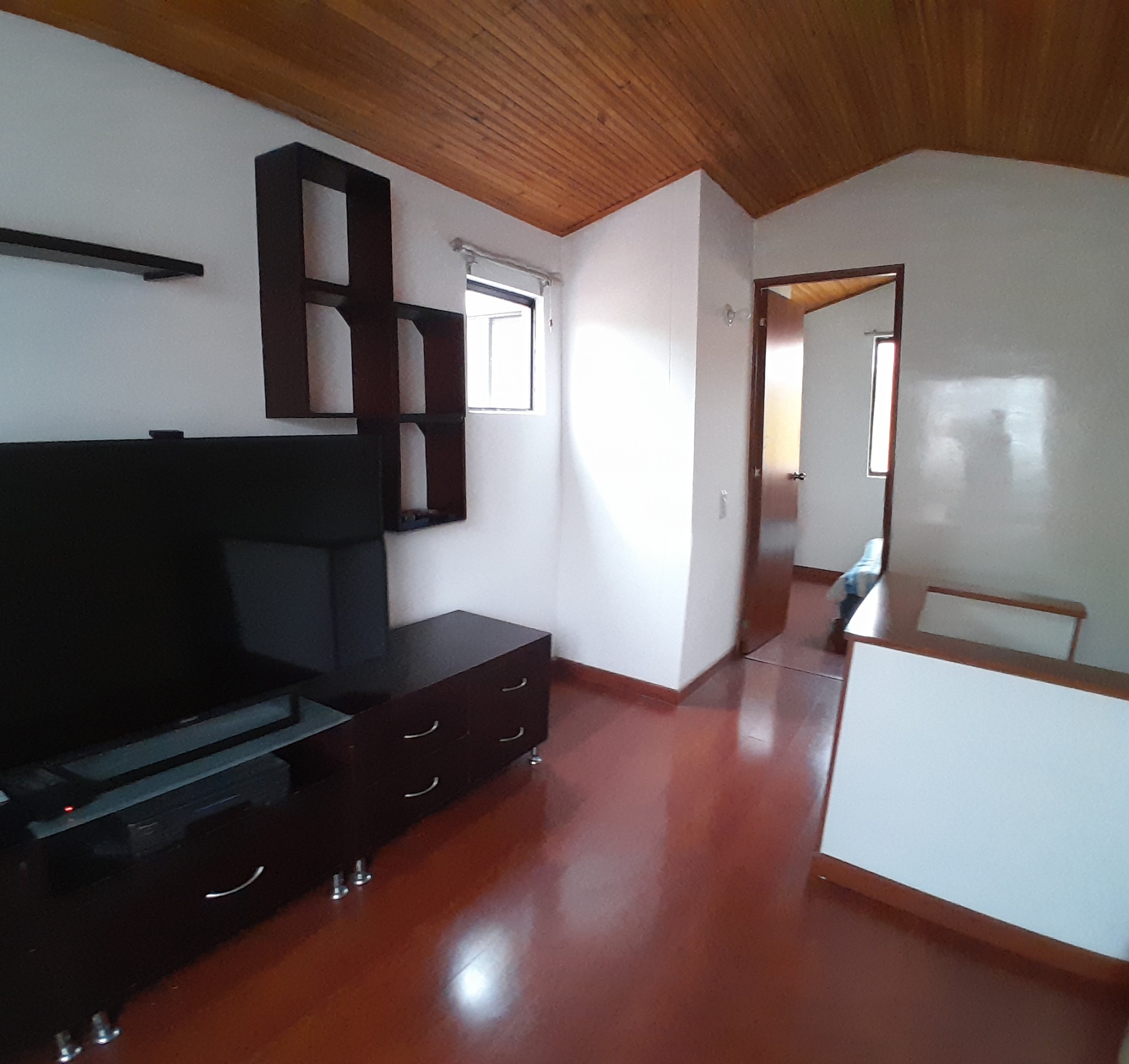 Casa en venta en Portales Del Monte, Bogotá · foto 4 de 20