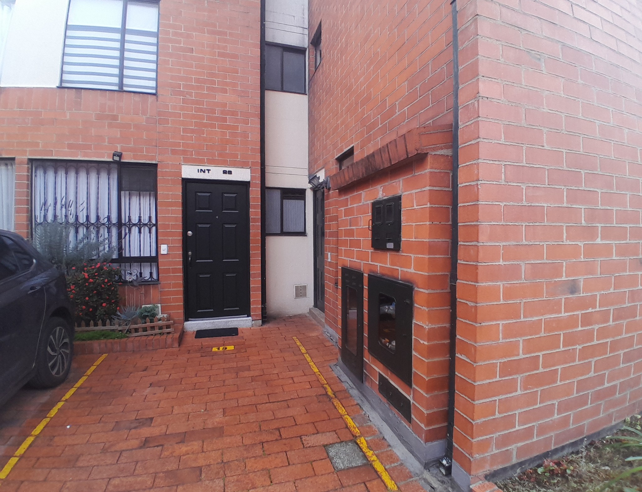 Casa en venta en Portales Del Monte, Bogotá · foto 2 de 20