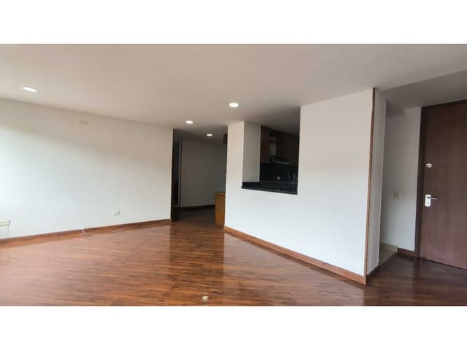 Apartamento en venta en Tibabita, Bogotá · foto 2 de 24