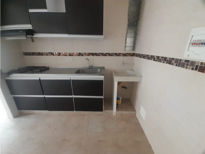 Apartamento de 2 alcobas en venta en Las Palmas, Ricaurte, 55 m² · foto 8 de 24