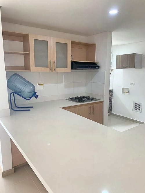 Apartamento de 3 alcobas en venta en Loma De San Jose, Sabaneta, 105 m² · foto 3 de 20