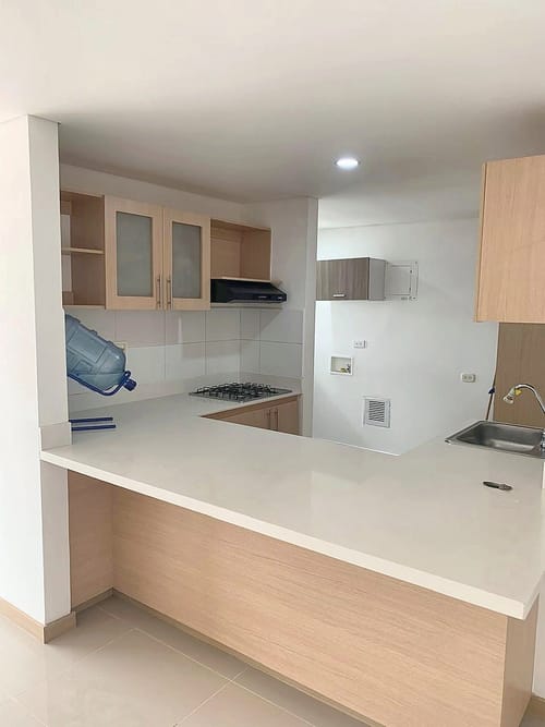 Apartamento de 3 alcobas en venta en Loma De San Jose, Sabaneta, 105 m² · foto 14 de 20
