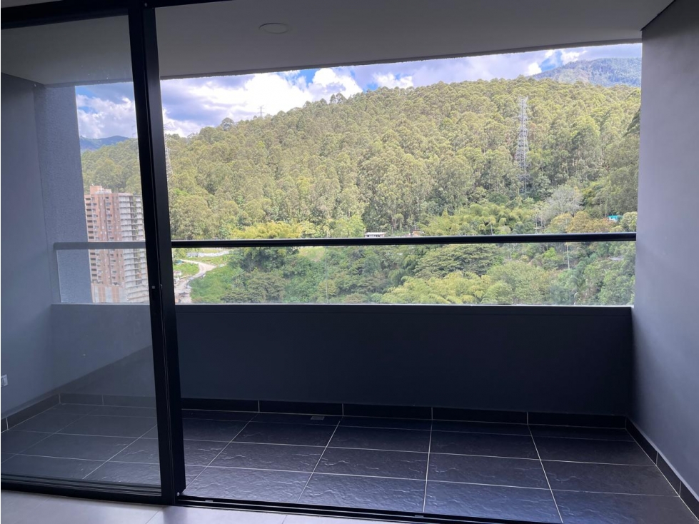 Apartamento en venta en Vía Las Palmas, Medellín · foto 7 de 24