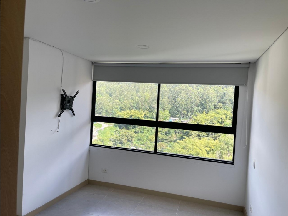 Apartamento en venta en Vía Las Palmas, Medellín · foto 8 de 24