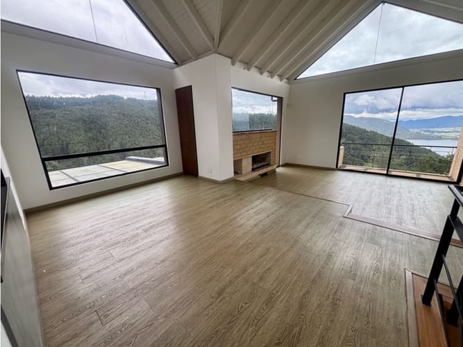 Casa de 3 alcobas en venta en Arboretto, La Calera, 350 m² · foto 3 de 21