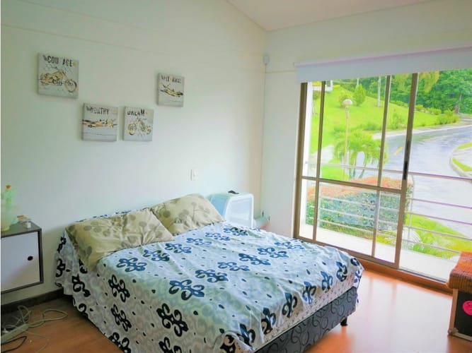 Casa de 4 alcobas en venta en Loma Del Escobero, Envigado, 285 m² · foto 15 de 24