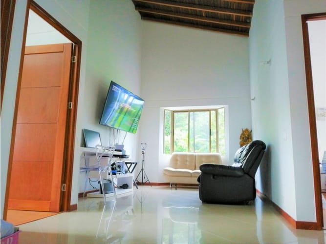 Casa de 4 alcobas en venta en Loma Del Escobero, Envigado, 285 m² · foto 7 de 24