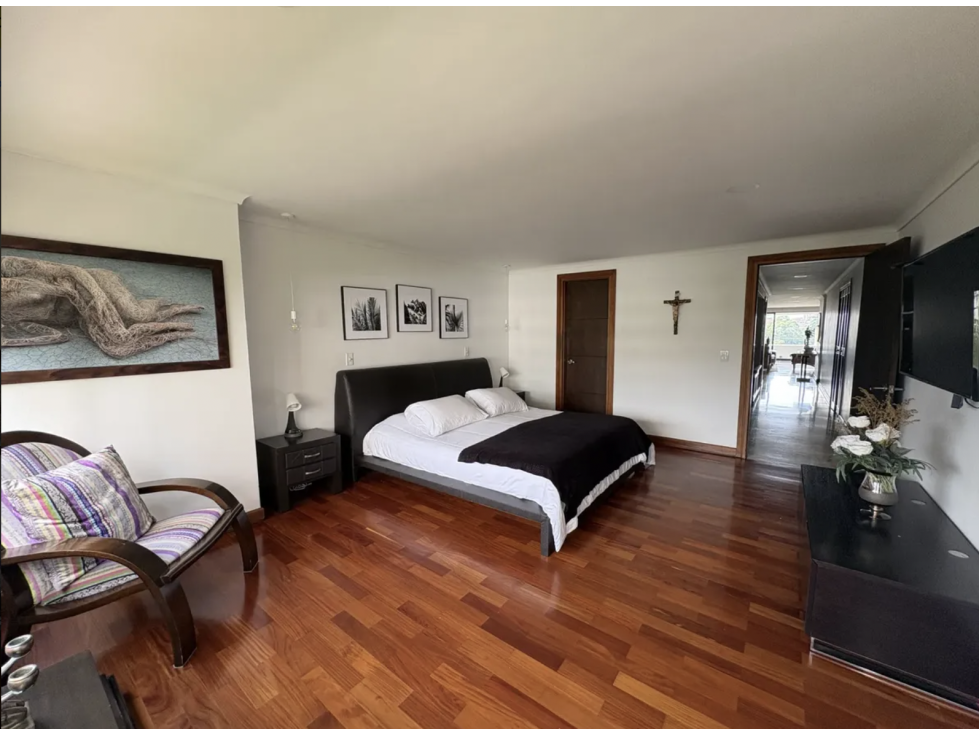 Apartamento en venta en El Poblado, Medellín · foto 11 de 19