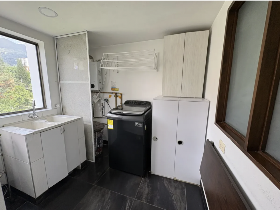 Apartamento en venta en El Poblado, Medellín · foto 19 de 19