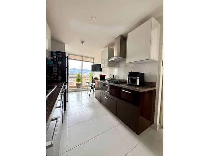 Apartamento de 3 alcobas en venta en Colina Campestre, Bogotá, 138 m² · foto 5 de 24