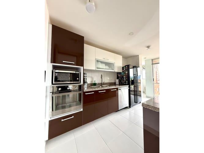 Apartamento de 3 alcobas en venta en Colina Campestre, Bogotá, 138 m² · foto 7 de 24
