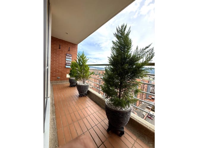Apartamento de 3 alcobas en venta en Colina Campestre, Bogotá, 138 m² · foto 23 de 24