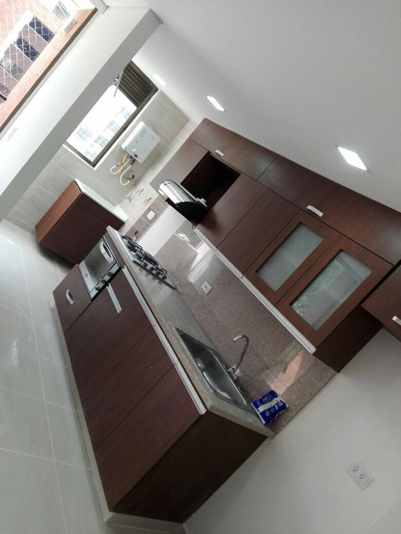Apartamento en venta en Rodeo Alto, Medellín · foto 4 de 9