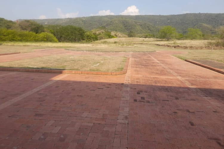 Lote en venta en Ricaurte, 1500 m² · foto 2 de 10