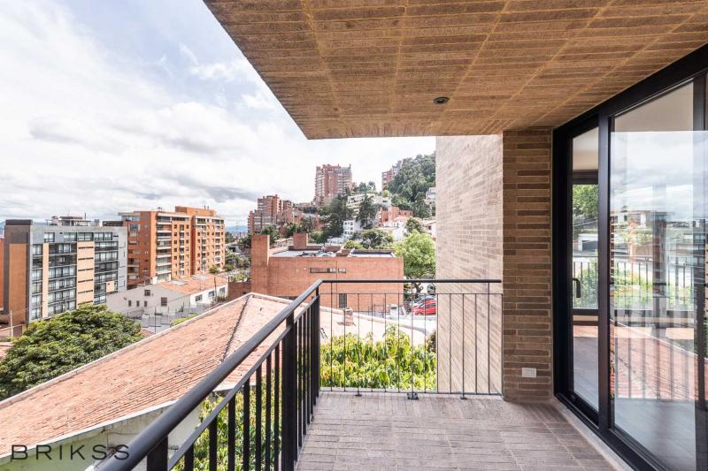 Apartamento en venta en El Refugio, Bogotá · foto 3 de 15