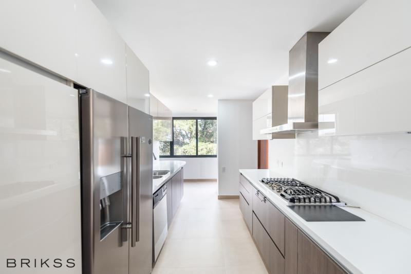 Apartamento en venta en El Refugio, Bogotá · foto 5 de 15