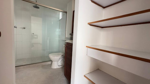 Apartamento en arriendo en Los Balsos, Medellín · foto 12 de 17