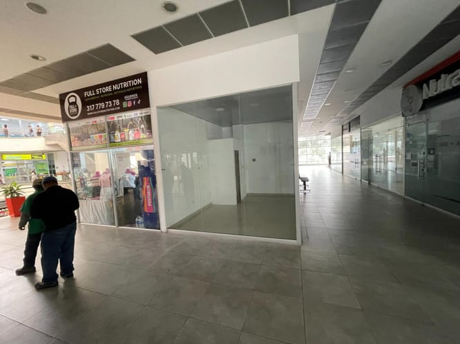 Local en arriendo en El Cedro, Cali, 14 m² · foto 4 de 19