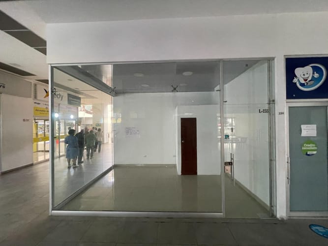 Local en arriendo en El Cedro, Cali, 14 m² · foto 6 de 19