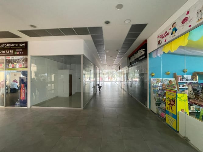 Local en arriendo en El Cedro, Cali, 14 m² · foto 17 de 19