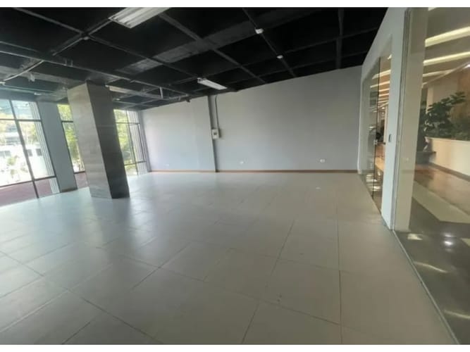 Local en arriendo en Patio Bonito, Medellín, 70 m² · foto 5 de 7