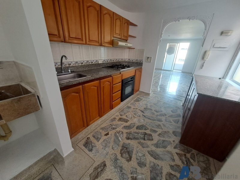 Apartamento en arriendo en El Portal, Envigado · foto 4 de 22