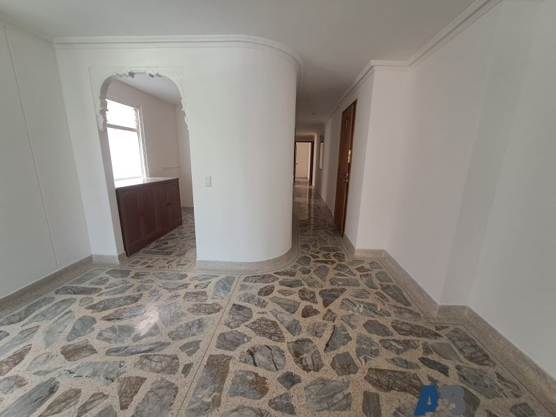 Apartamento en arriendo en El Portal, Envigado · foto 6 de 22