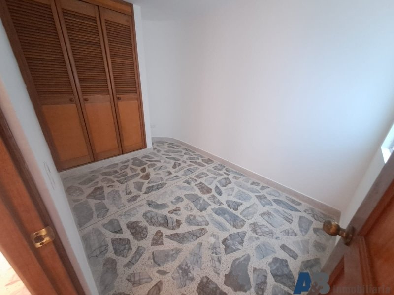 Apartamento en arriendo en El Portal, Envigado · foto 11 de 22