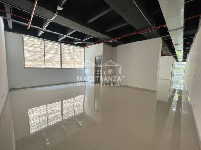 Local en arriendo en Loma De La Doctora, Sabaneta, 1048 m² · foto 7 de 24