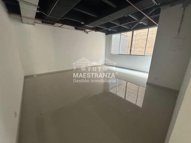Local en arriendo en Loma De La Doctora, Sabaneta, 1048 m² · foto 13 de 24