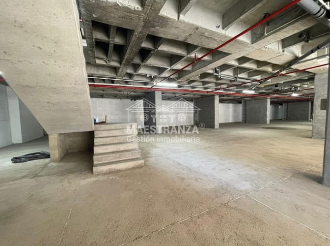 Local en arriendo en Loma De La Doctora, Sabaneta, 1048 m² · foto 15 de 24