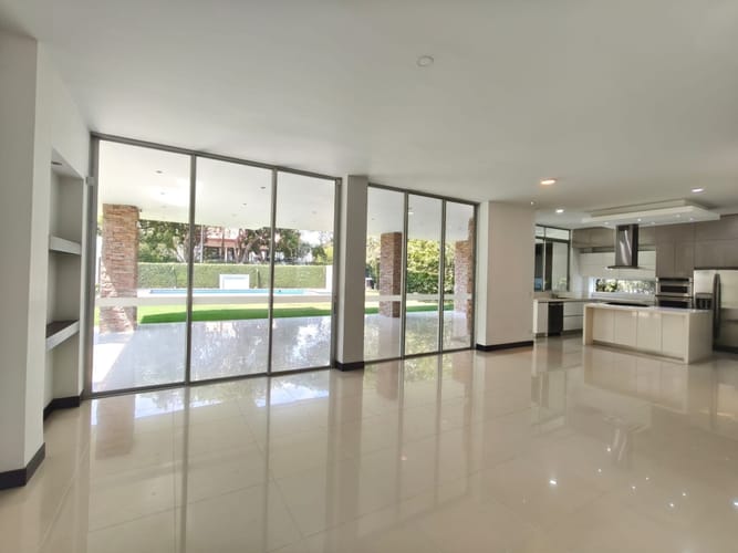 Casa de 5 alcobas en arriendo en El Sena, Cali, 300 m² · foto 7 de 24