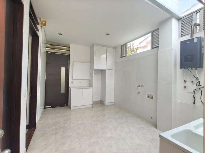 Casa de 5 alcobas en arriendo en El Sena, Cali, 300 m² · foto 20 de 24