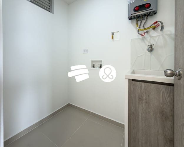 Apartamento en venta en Centro, Itagüí · foto 4 de 13