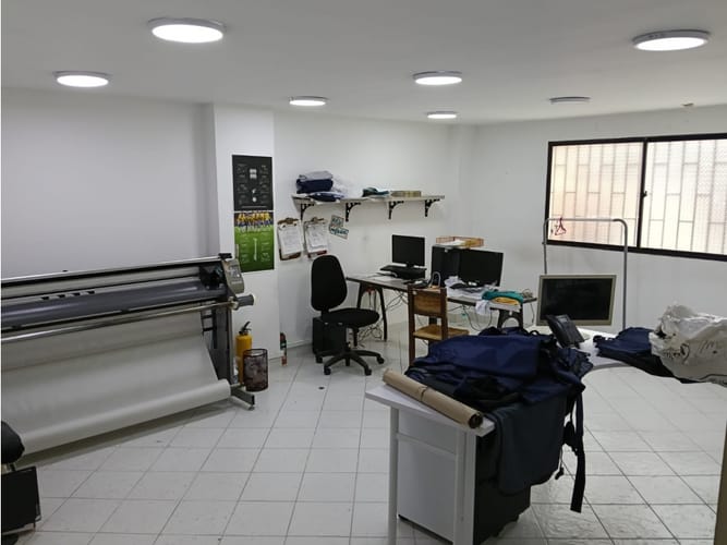 Bodega en arriendo en Belén, Medellín, 350 m² · foto 2 de 17