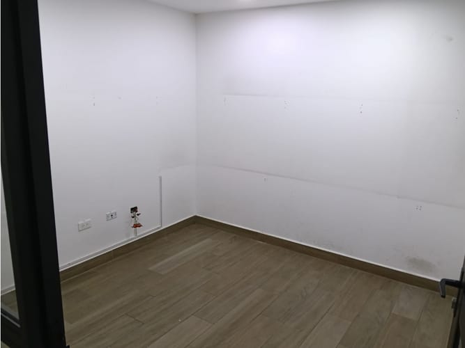 Bodega en arriendo en Belén, Medellín, 350 m² · foto 3 de 17
