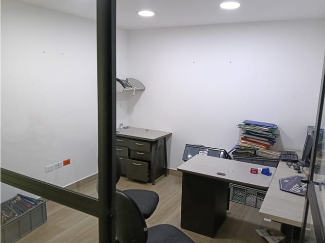 Bodega en arriendo en Belén, Medellín, 350 m² · foto 7 de 17