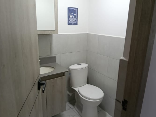 Bodega en arriendo en Belén, Medellín, 350 m² · foto 13 de 17
