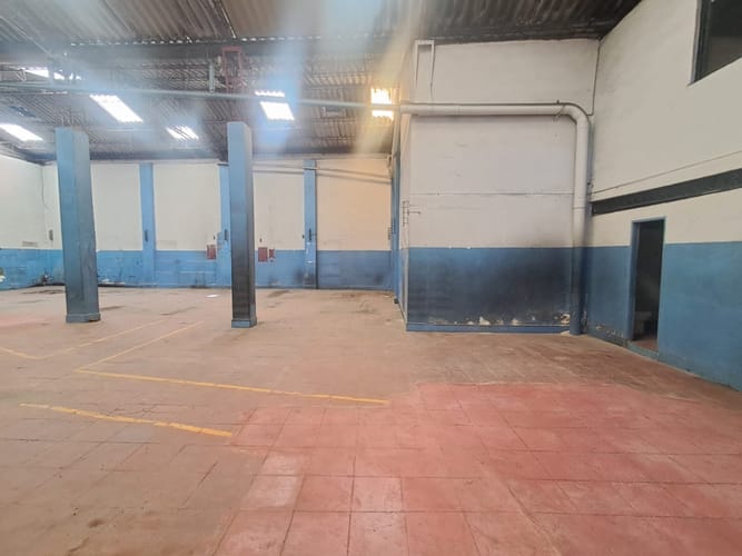 Bodega en venta en El Rodeo, Medellín, 451 m² · foto 5 de 17