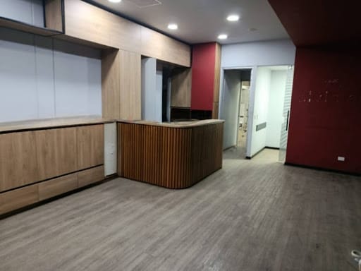 Bodega en arriendo en Trinidad, Medellín, 198 m² · foto 8 de 16