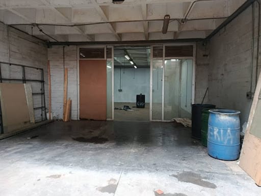 Bodega en arriendo en Trinidad, Medellín, 198 m² · foto 12 de 16
