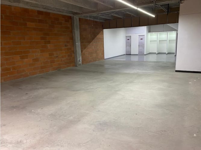 Bodega en arriendo en Los Naranjos, Itagüí, 580 m² · foto 5 de 14