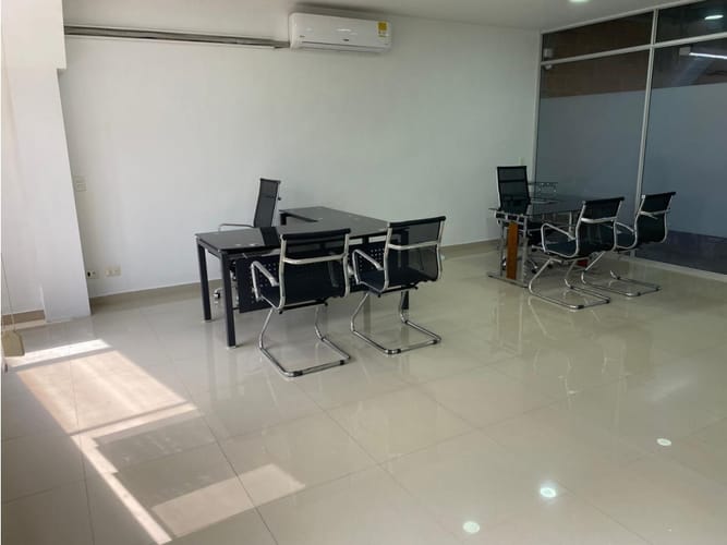 Bodega en arriendo en Los Naranjos, Itagüí, 580 m² · foto 8 de 14